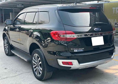 Ford Everest 2022 Titanium 2.0L AT 4x2 - 41000 km