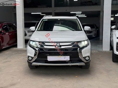 Xe Mitsubishi Outlander 2.0 CVT Premium 2019