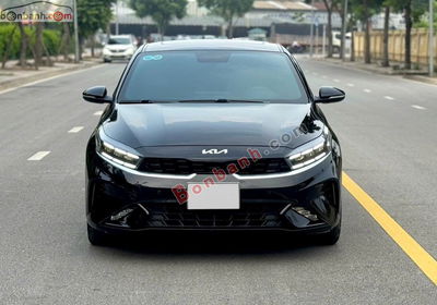 Xe Kia K3 Premium 2.0 AT 2022