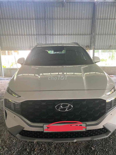 Hyundai Santa Fe 2023 Tiêu chuẩn 2.5L - 25000 km