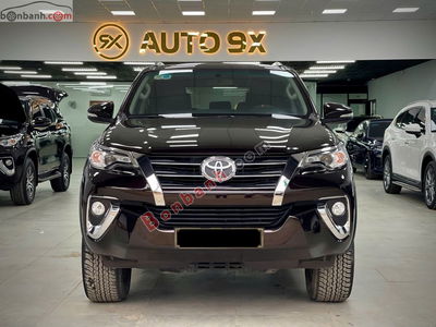 Xe Toyota Fortuner 2.7V 4x2 AT 2017
