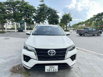 Toyota Fortuner 2021 2.7 4x2 AT - 39000 km