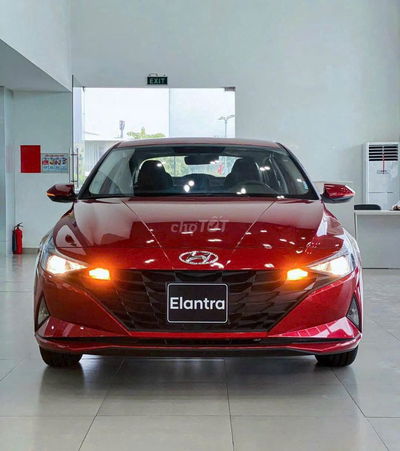 【HYUNDAI ELANTRA 1.6 TC】115TR NHẬN XE