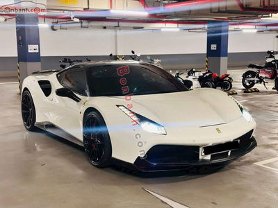 Xe Ferrari 488 GTB 2015