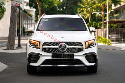 Xe Mercedes Benz GLB 200 AMG 2021