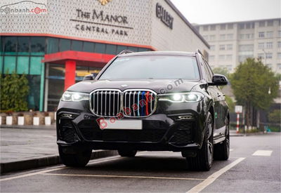 Xe BMW X7 xDrive40i M Sport 2022