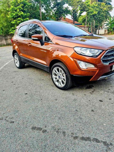 EcoSport AT zin sơ cua chưa hạ