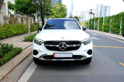 GLC200 4matic 2024 lướt 1VKM siêu lướt chính hãng