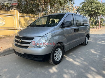 Xe Hyundai Grand Starex Van 2.4 MT 2015