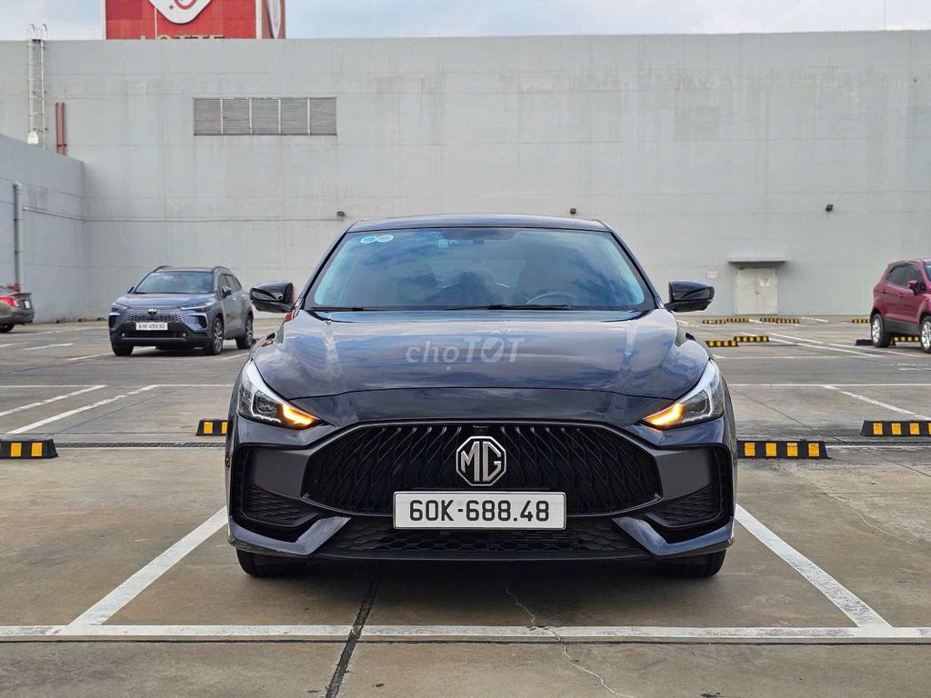 MG 5 LUXURY 1.5 SX 2023 ODO 12.888 KM