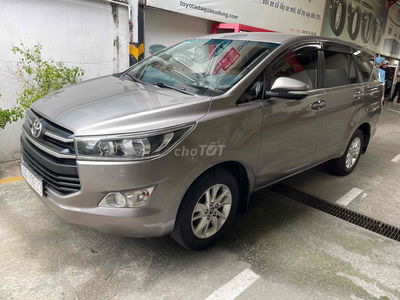 Toyota Innova 2017 2.0E - 82000 km