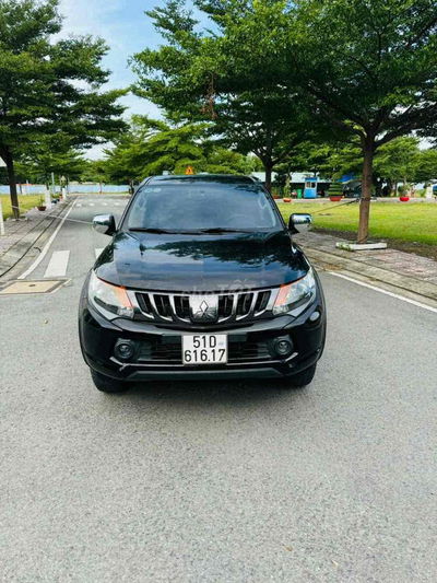 Mitsubishi Triton 2019 4x2 MT - 90000 km