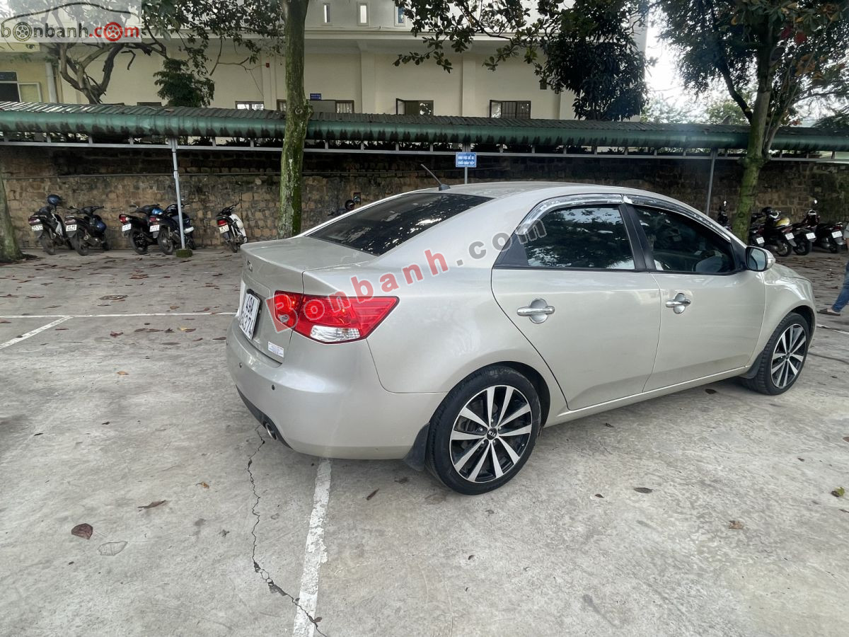 Xe Kia Forte EX 1.6 MT 2010