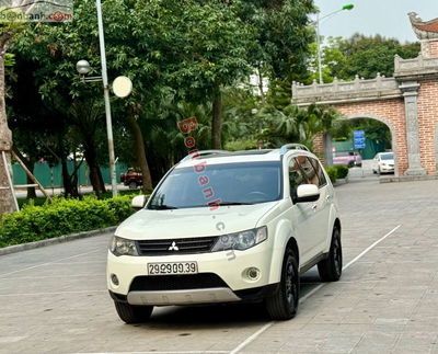 Xe Mitsubishi Outlander 2.4 AT 2009