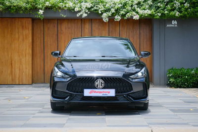 MG5 LUXURY 2023 - 31000 km