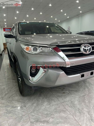 Xe Toyota Fortuner 2.4G 4x2 MT 2018