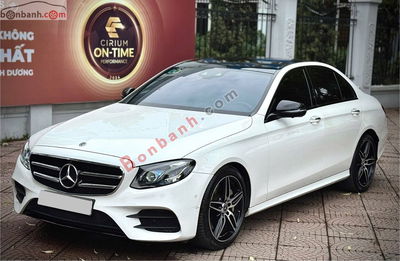 Xe Mercedes Benz E class E300 AMG 2019