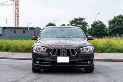 Xe BMW 5 Series 528i GT 2017
