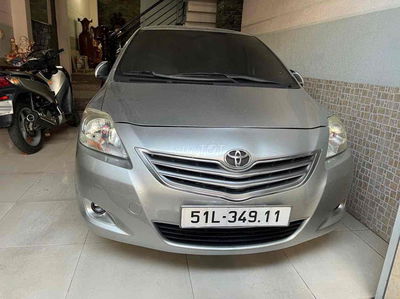 Toyota vios ghi bạc 2012