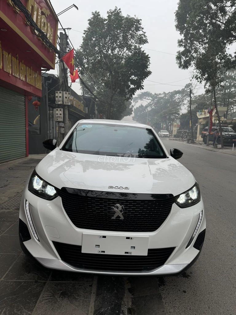 Peugeot 2008 1.2AT Active 2022