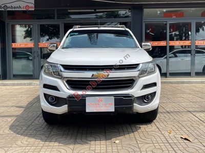 Xe Chevrolet Colorado High Country 2.8L 4x4 AT 2016
