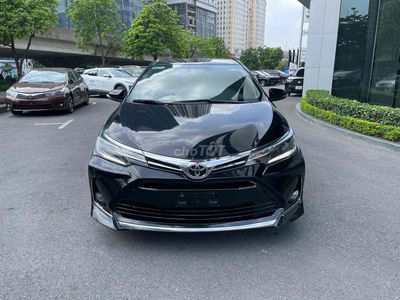 Toyota Corolla Altis 1.8V 2021 odo 5.6v quá mới