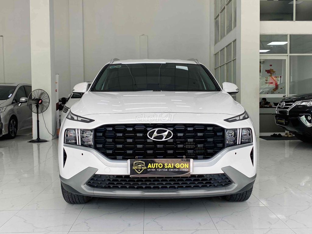 Hyundai Santa Fe 2023 Tiêu chuẩn 2.2L - 28000 km
