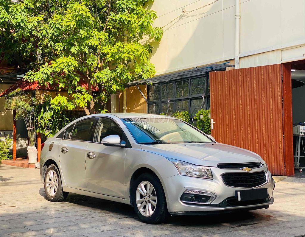 Chevrolet Cruze 2017 LT Biển SG Cực Đẹp Giá Tốt