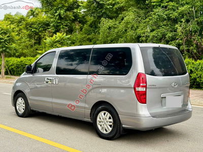 Xe Hyundai Grand Starex 2.5 MT 2017