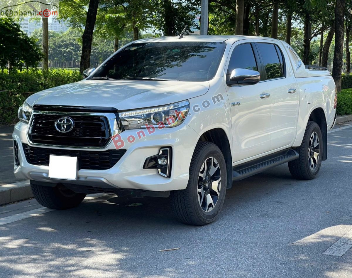 Xe Toyota Hilux 2.8G 4x4 AT 2019