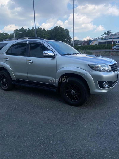 Toyota Fortuner 2015 2.5G 4x2