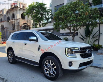 Xe Ford Everest Titanium Plus 2.0L 4x4 AT 2022