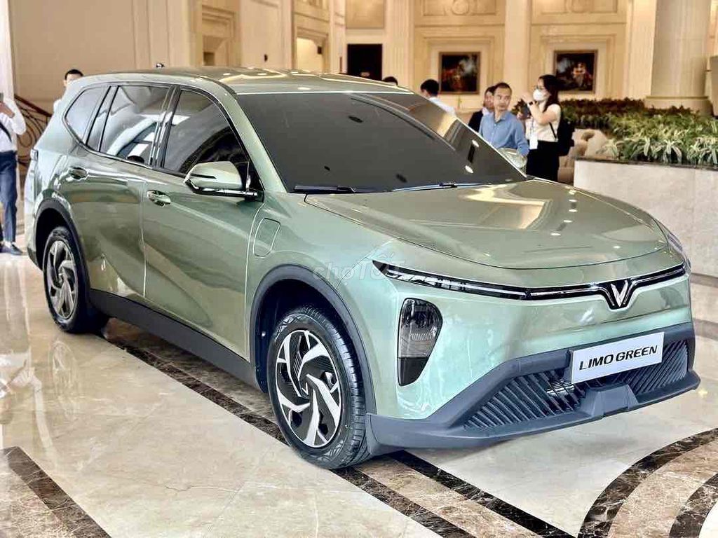 VF5 GIẢM 21TRIỆU-TẶNG 2 NĂM SẠC-LÃI SIÊU RẺ 0,65%!