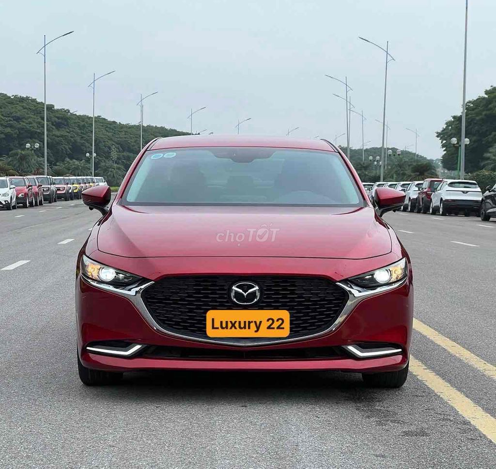 Mazda 3 2022 1.5L Luxury - 50000 km