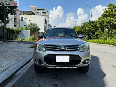Xe Ford Everest 2.5L 4x2 AT 2014