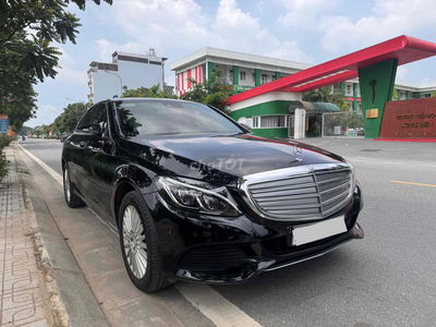 Mercedes Benz C250 Exclusive 2015 - 67000