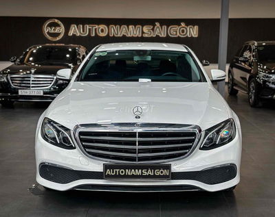 Mercedes E200 model 2020 siêu đẹp rất hiếm