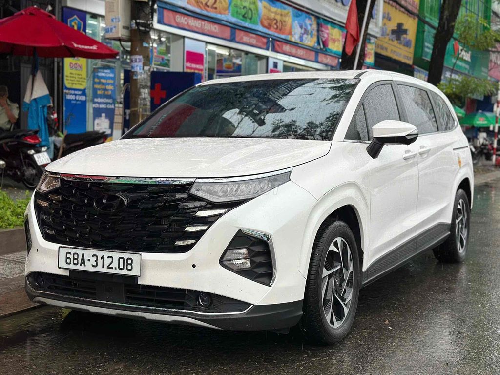 Hyundai Custin 2024 Đặc Biệt 1.5T - 2400km