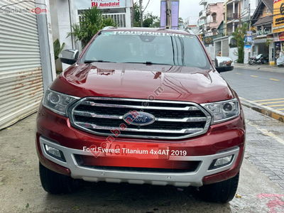 Xe Ford Everest Titanium 2.0L 4x4 AT 2019