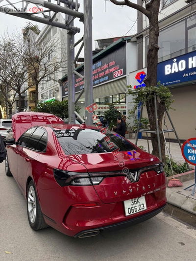 Xe VinFast Lux A 2.0 Tiêu chuẩn 2022