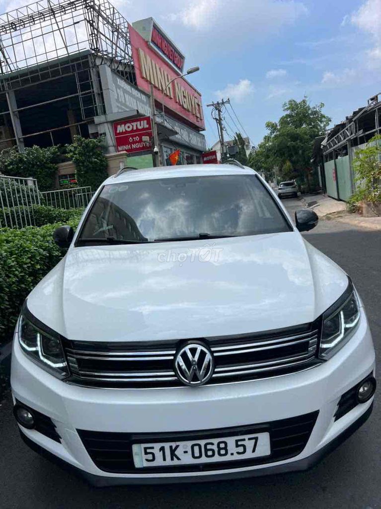 Volkswagen Tiguan 2012 2.0 AT (5 chỗ) - 160000 km