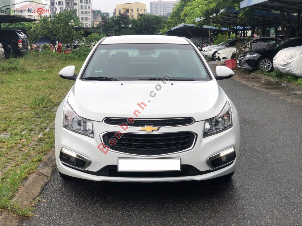 Xe Chevrolet Cruze LT 1.6L 2017