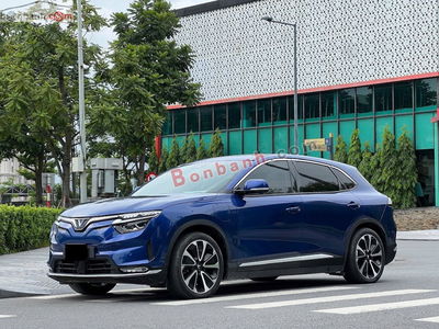 Xe VinFast VF8 Plus 2023