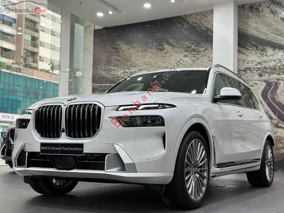 Xe BMW X7 xDrive40i 2023