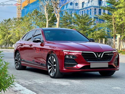 Xe VinFast Lux A 2.0 Premium 2.0 AT 2021