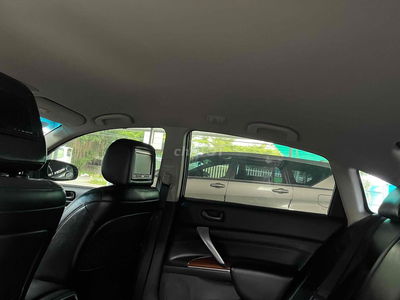Toyota Camry 2010 2.0E - 175000 km