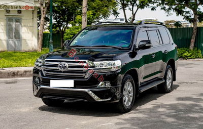 Xe Toyota Land Cruiser 4.6 V8 2019