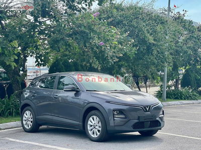 Xe VinFast VF6 Eco 2025