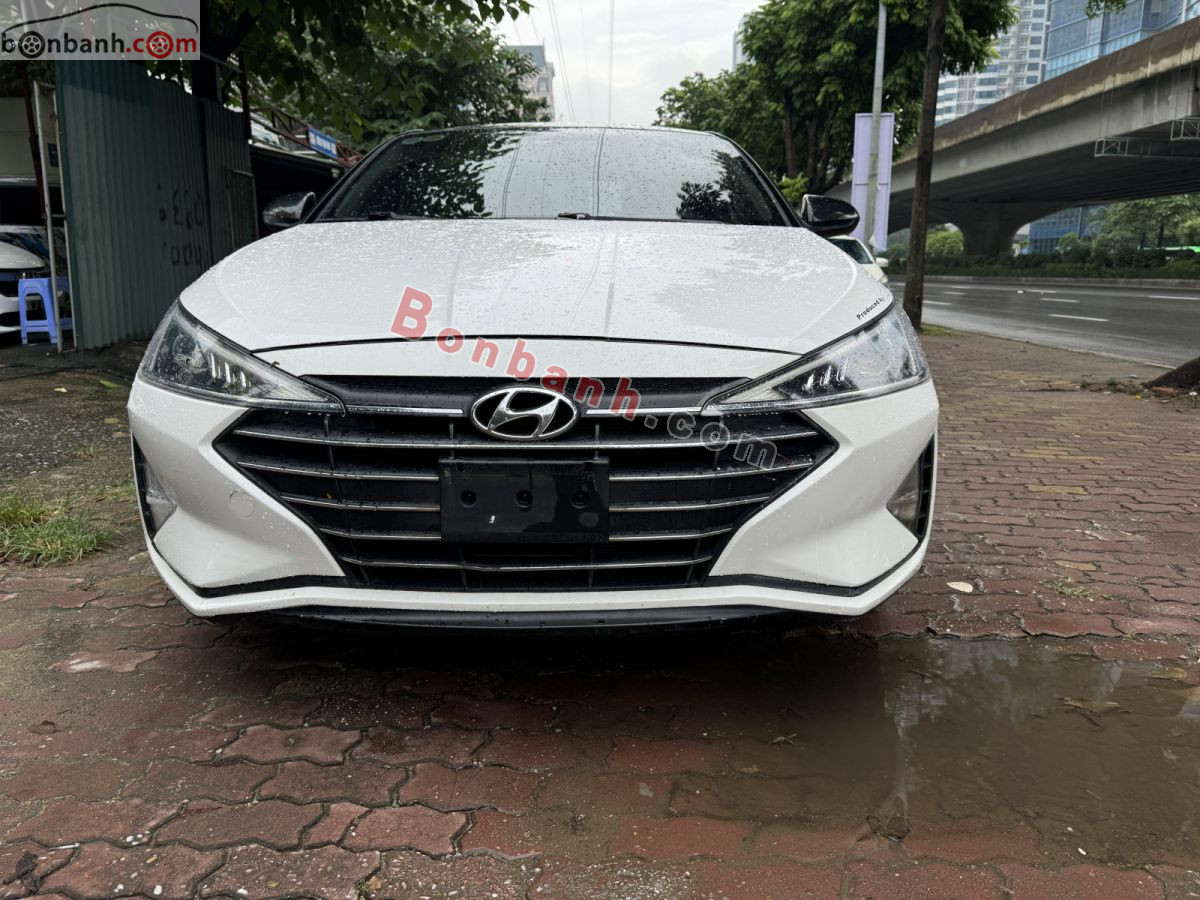 Xe Hyundai Elantra 1.6 MT 2019