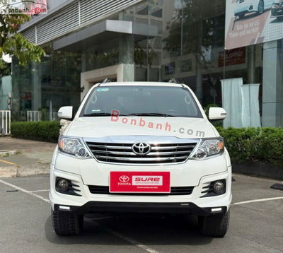 Xe Toyota Fortuner TRD Sportivo 4x2 AT 2016